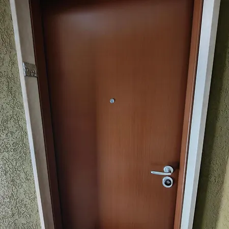 Alfiume B * טיראנו